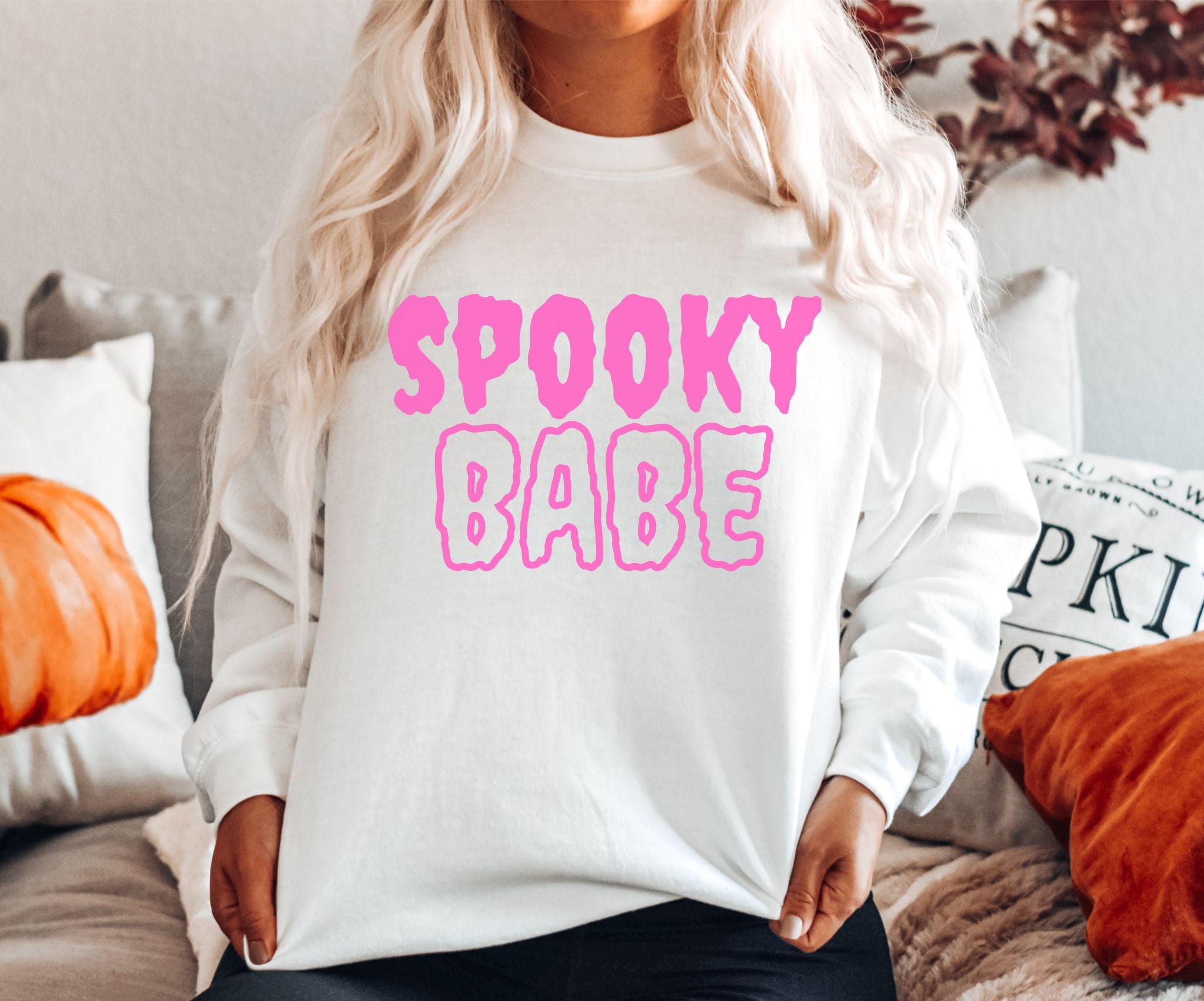 SPOOKY BABE Sweater